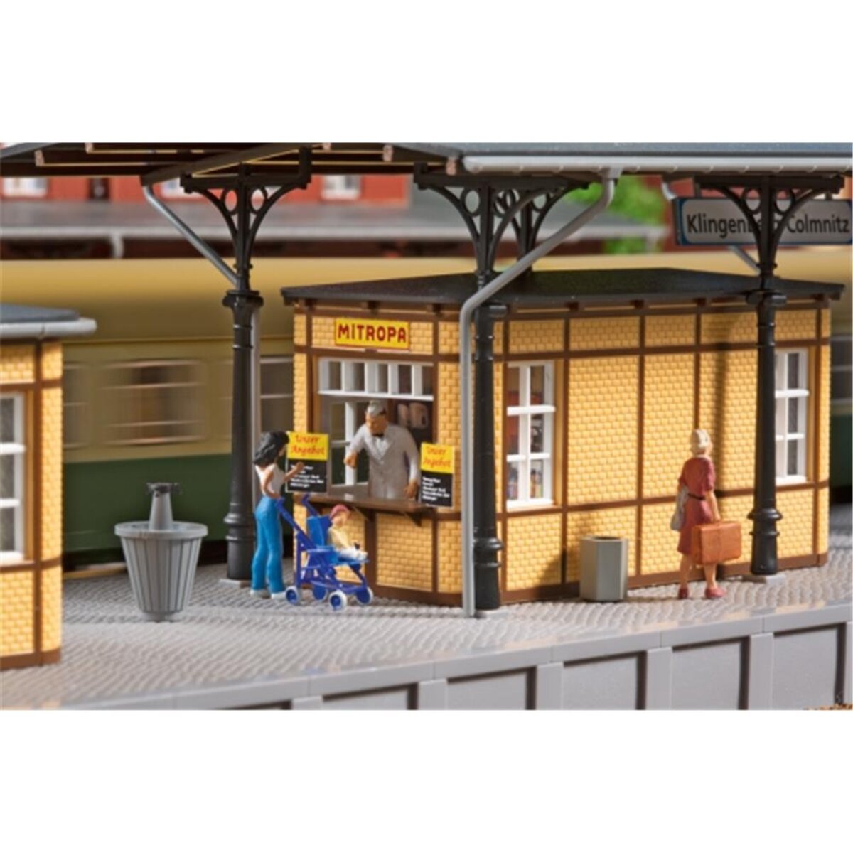 auhagen-11452-h0-bahnhofsausstattung-9BB2A8D95.jpg