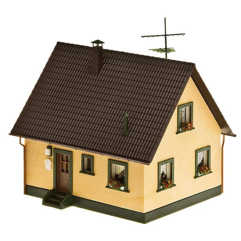 faller---einfamilienhaus-EF7622572.jpg