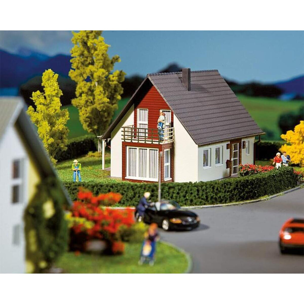 faller---einfamilienhaus-weinrot-482D0CBD1.jpg