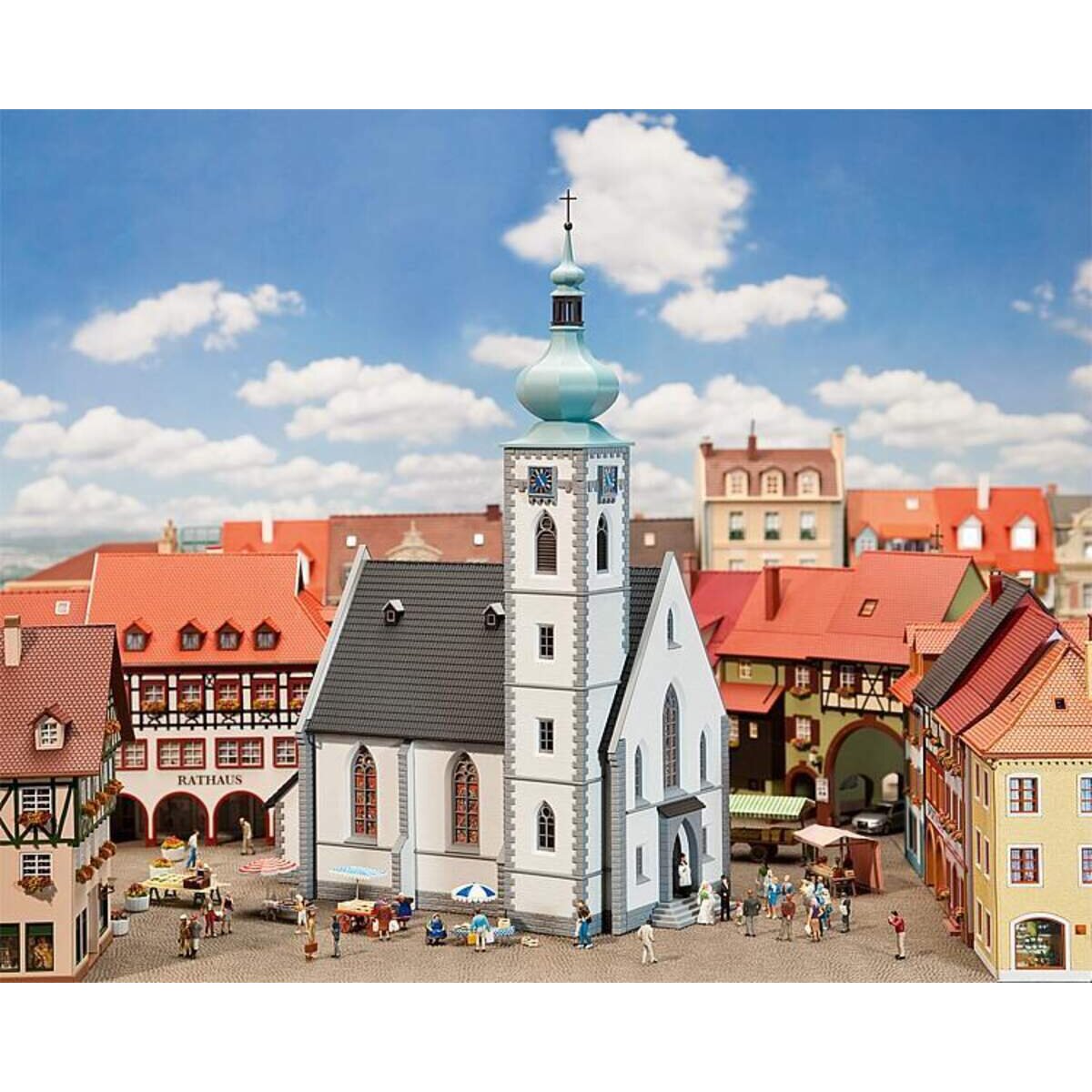 faller---kleinstadtkirche-A27DCFE72.jpg
