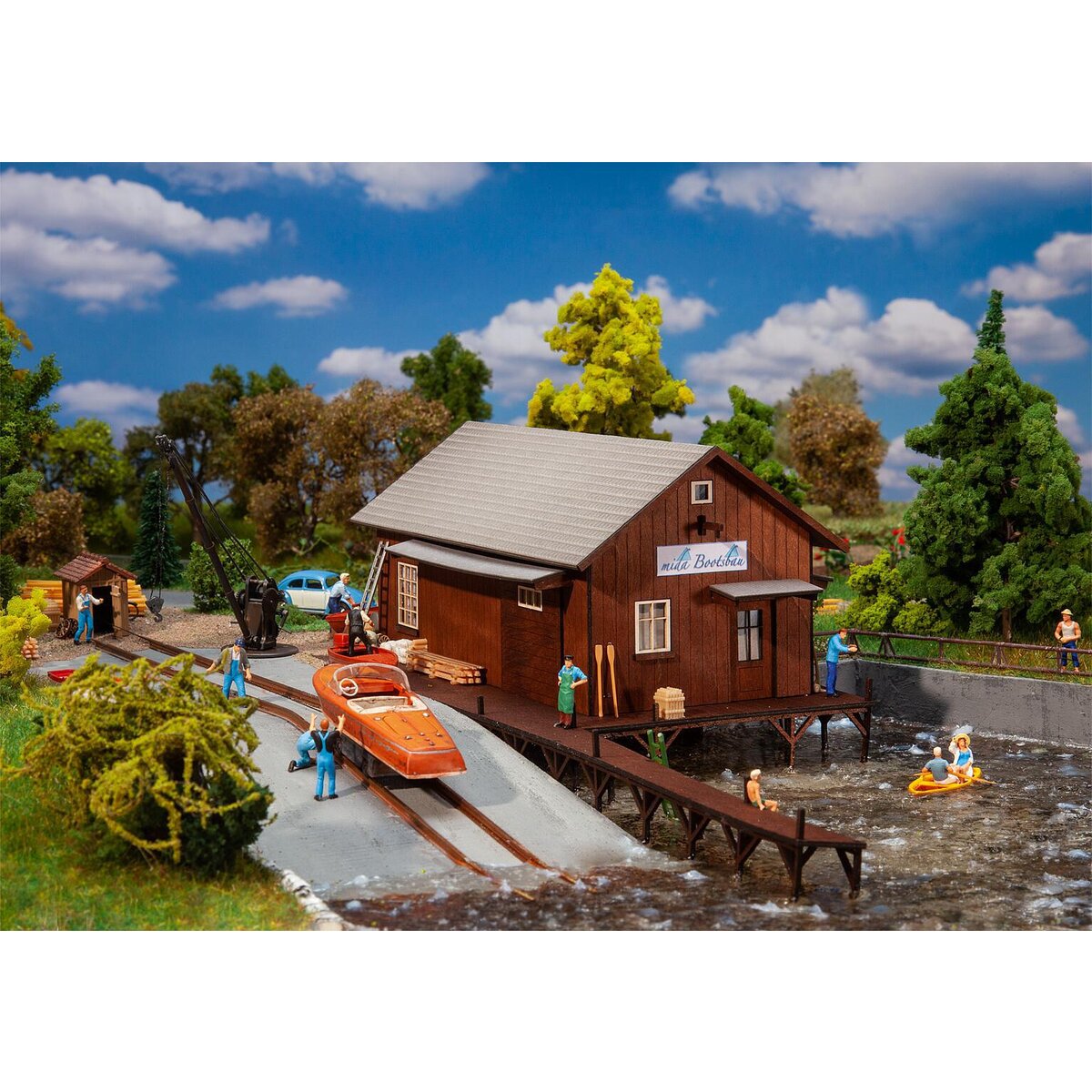 faller-130588---bootshaus-FD9CA2BD1.jpg