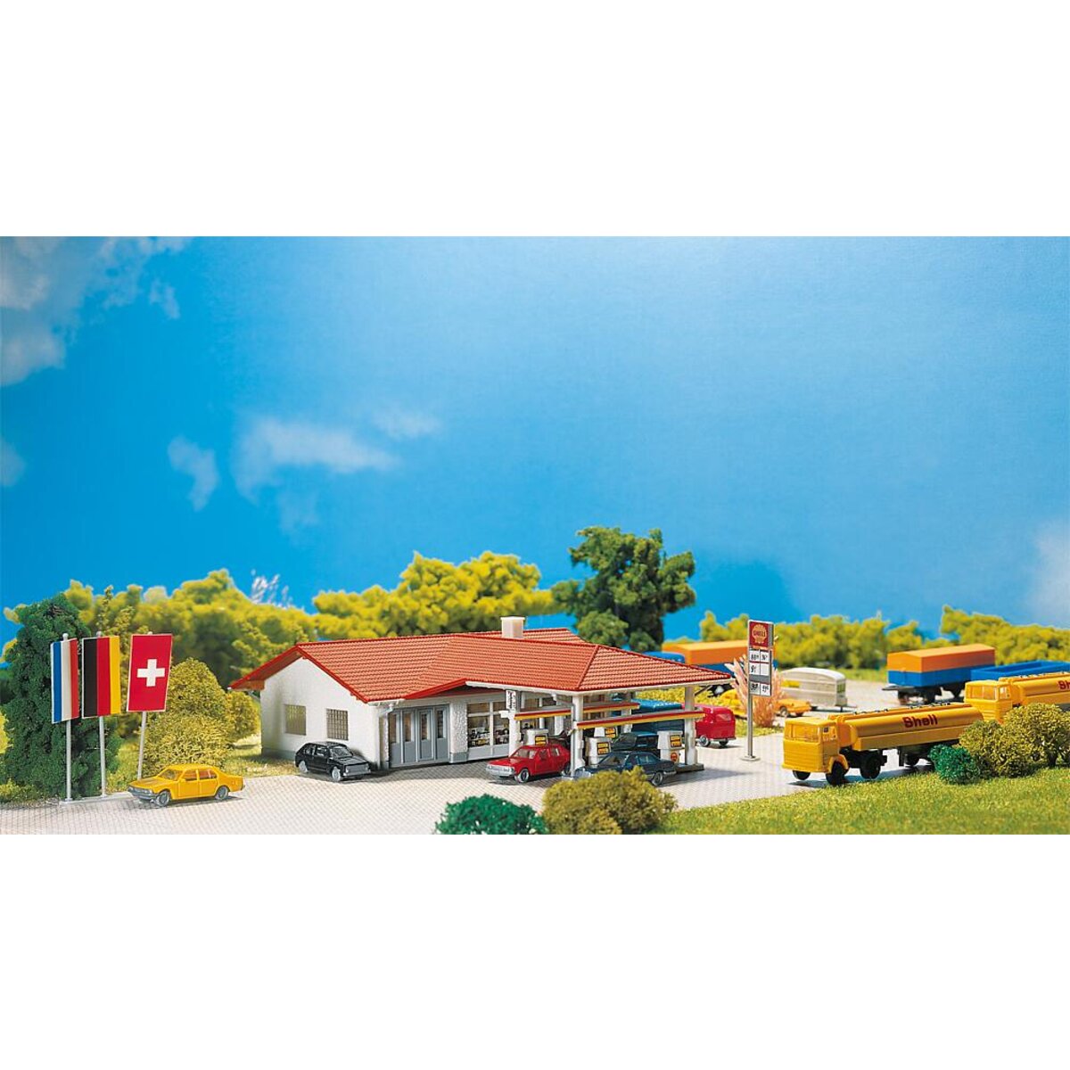faller-232217-n-tankstelle-ep-77DAAD8F3.jpg