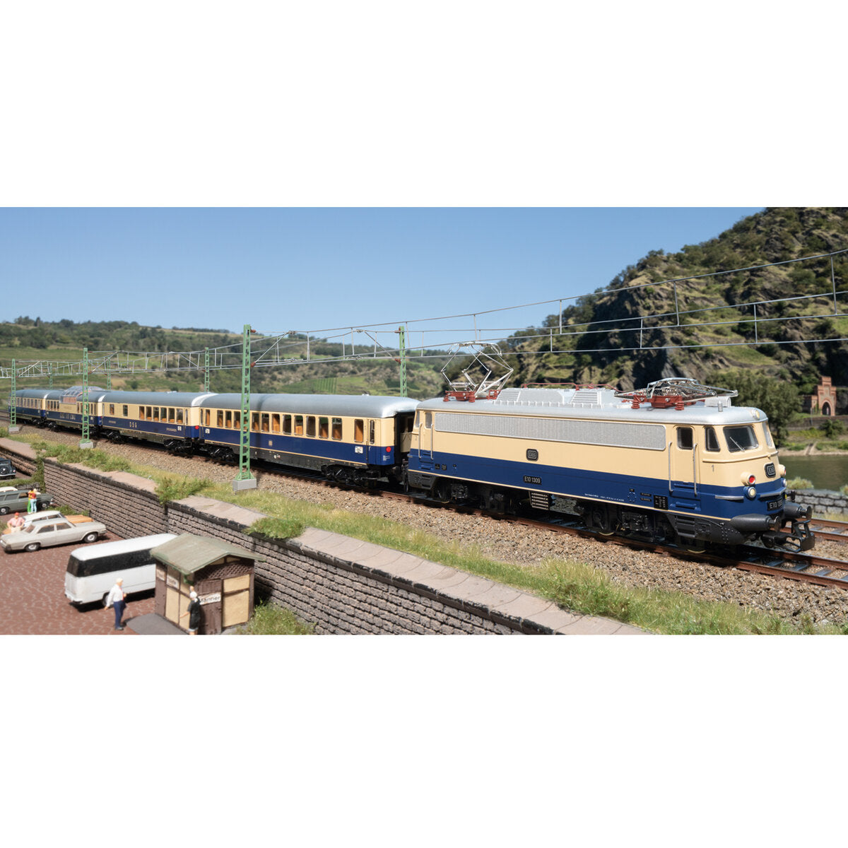 maerklin-30391-h0-rheingold-elektrolokomotive-AFFB28B63.jpg