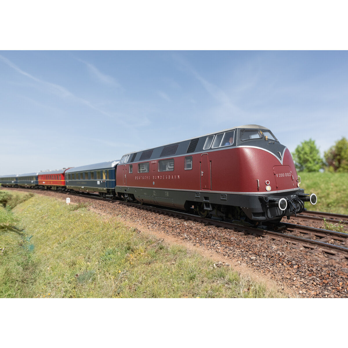 maerklin-38200-h0-diesellokomotive-baureihe-033F5AF87.jpg