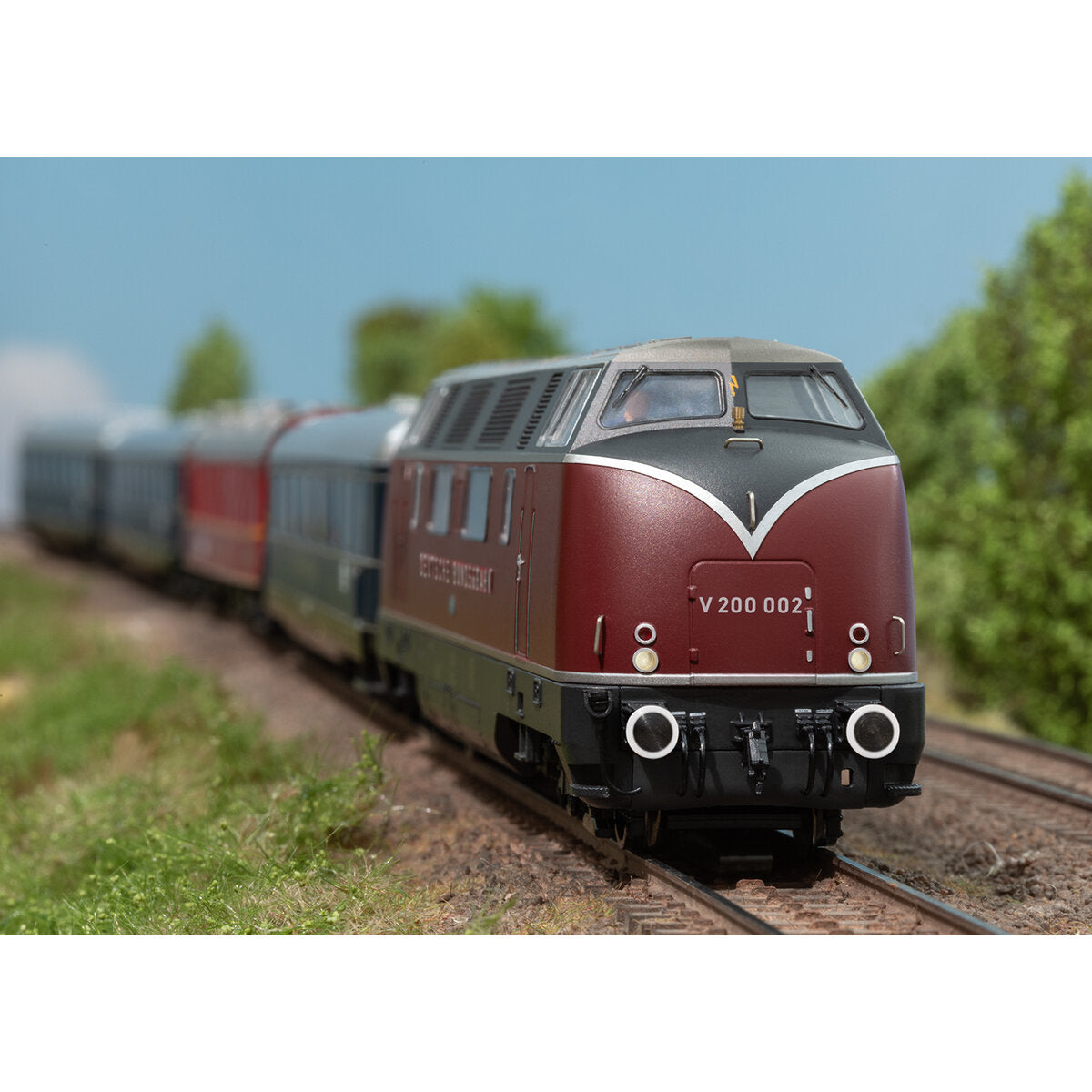 maerklin-38200-h0-diesellokomotive-baureihe-033F5AF88.jpg