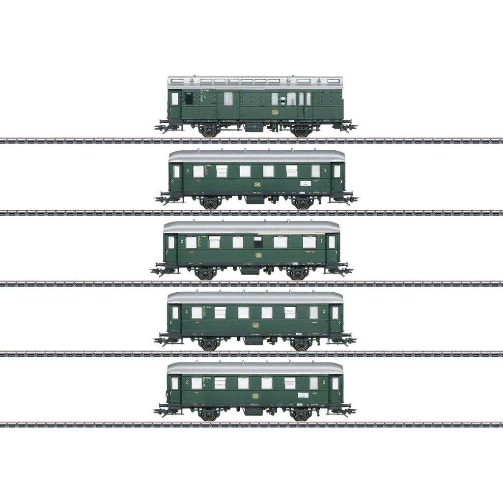 maerklin-43353-h0-reisezugwagen-set-5F1BFE461.jpg