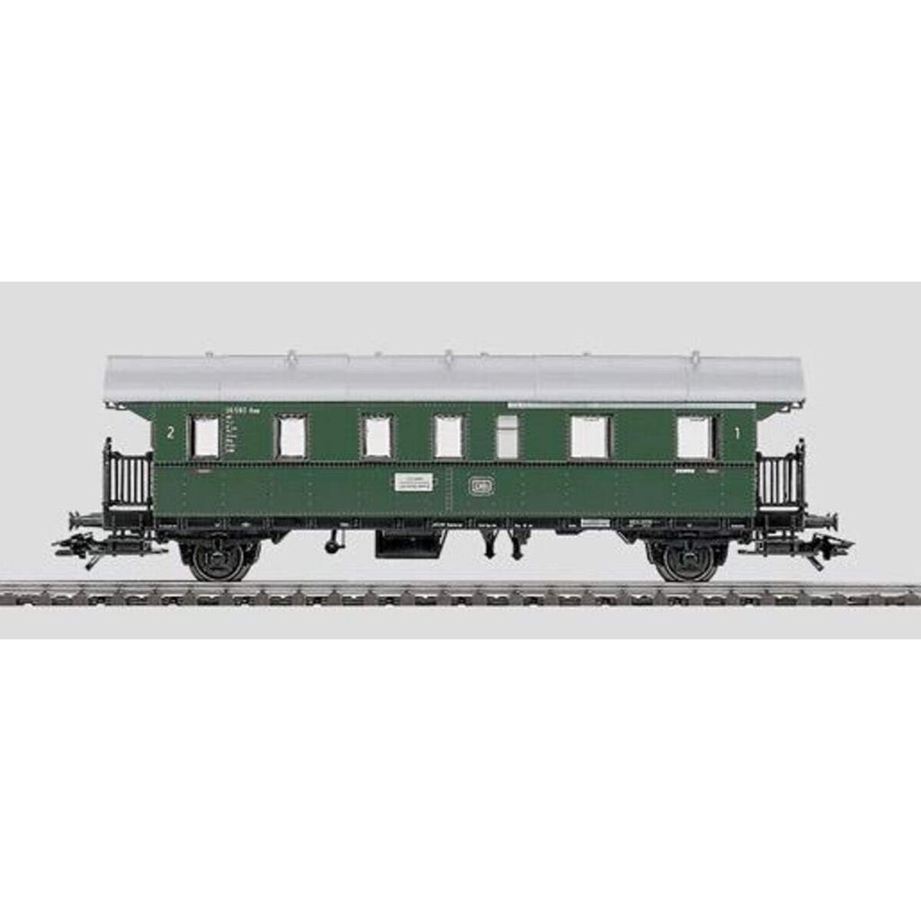 maerklin-personenwagen-536A33F82.jpg