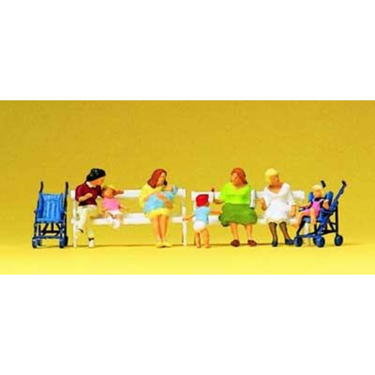 preiser-10522-ho-sitzende-frauen-BE1B555A1.jpg