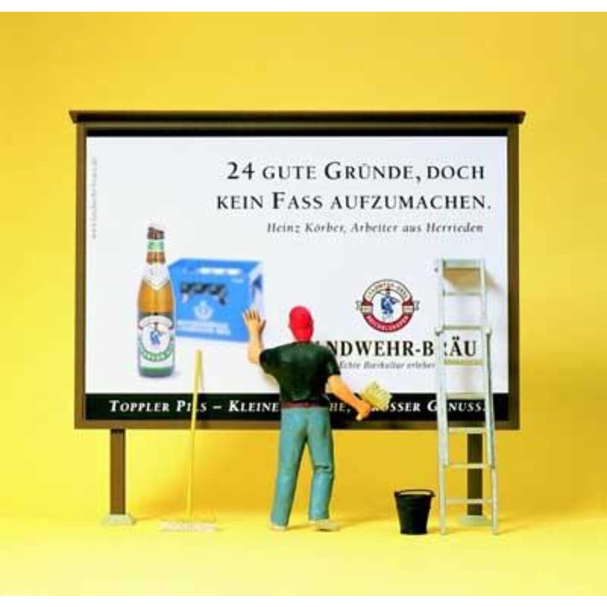 preiser-45126-lgb-plakatkleber-mit-13F3B1A01.jpg