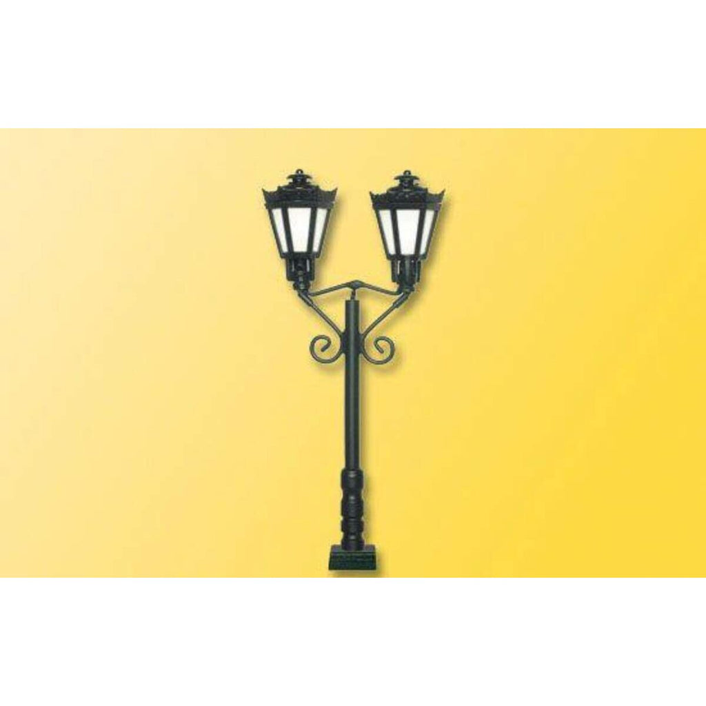 viessmann-parklaterne-zweiflammig-schwarz-mit-A6C204122.jpg