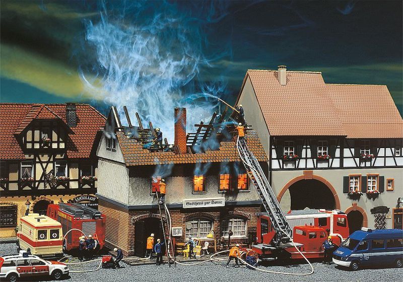 Bild von Faller 130429 H0 Brandruine Gasthaus Zur Sonne