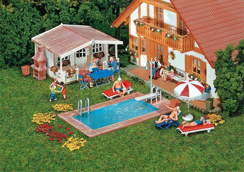 Bild von Faller 180542 H0 Swimming-Pool und Gartenhaus