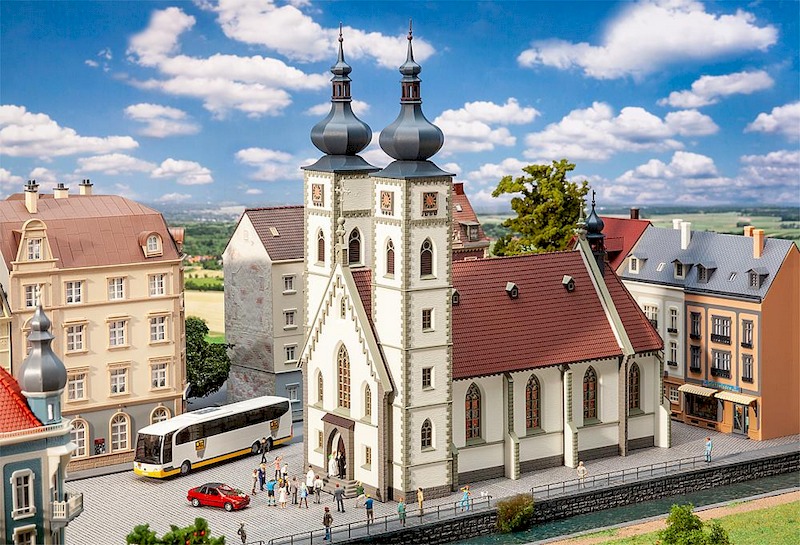 Bild von Faller 130629 H0 Stadtkirche