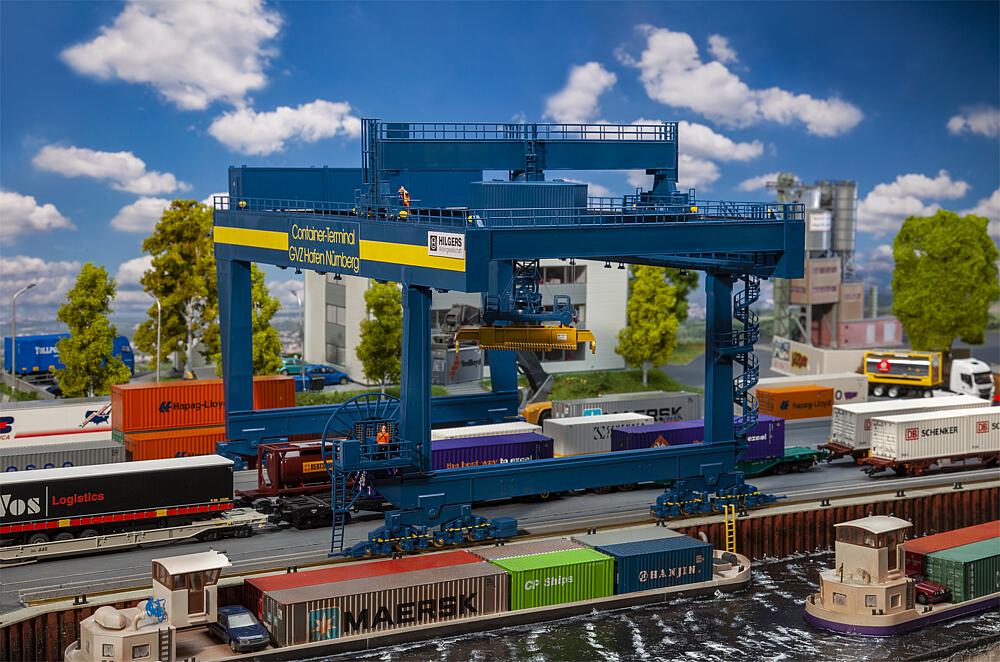 Bild von Faller 120291 H0 Containerbrücke GVZ Hafen Nürnberg