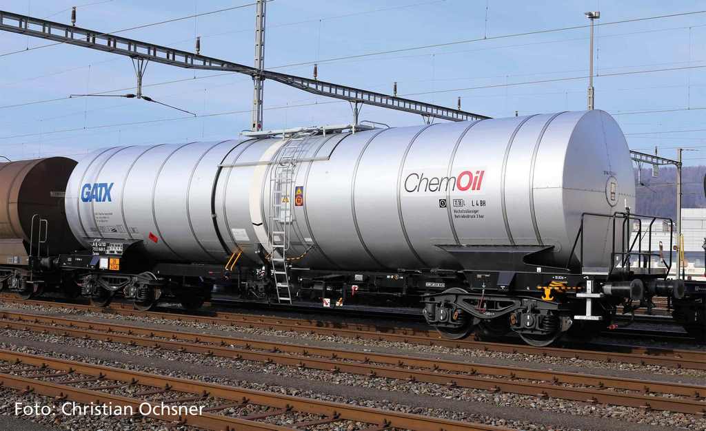 Picture of Piko 24614 H0 Chemiekesselwagen GATX Chemoil NL VI