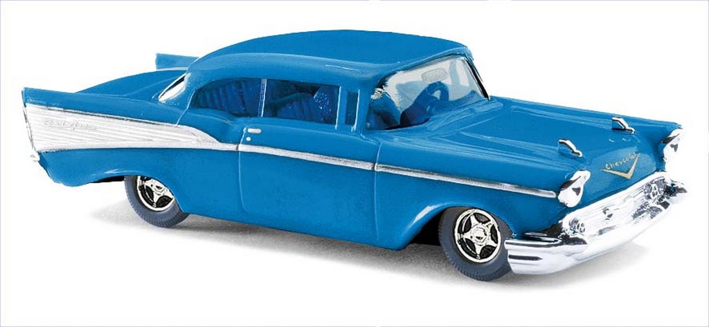 Bild von Busch 45025 H0 Chevrolet Bel Air, Blau