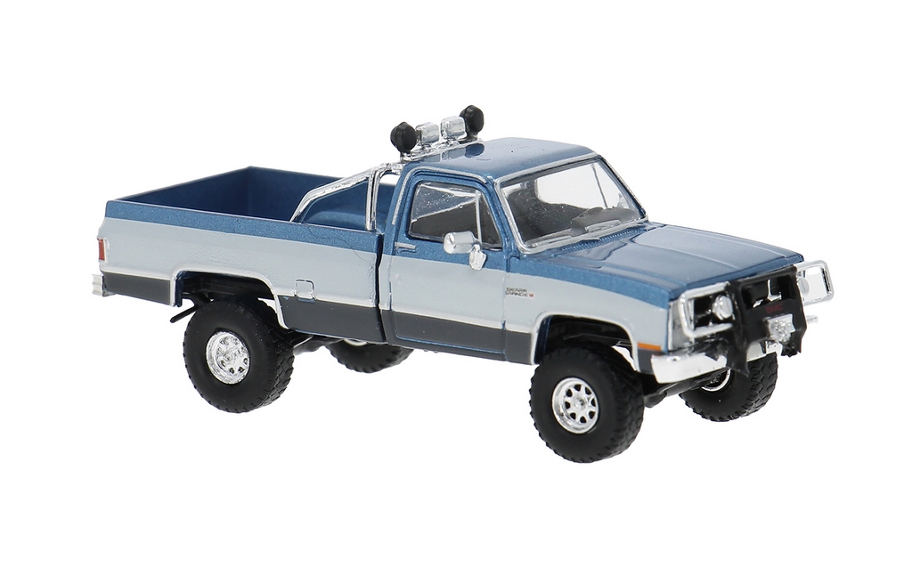 Picture of Brekina 19660 GMC Sierra Grande, blaumetallic/weiß