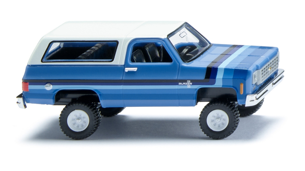 Picture of Wiking 011102 H0 Chevrolet K5 Blazer blau